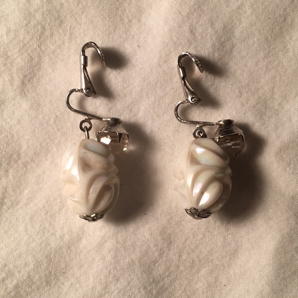 Vintage Statement Chandelier Necklace with Matching Drop Earrings - Picture 9 of 10